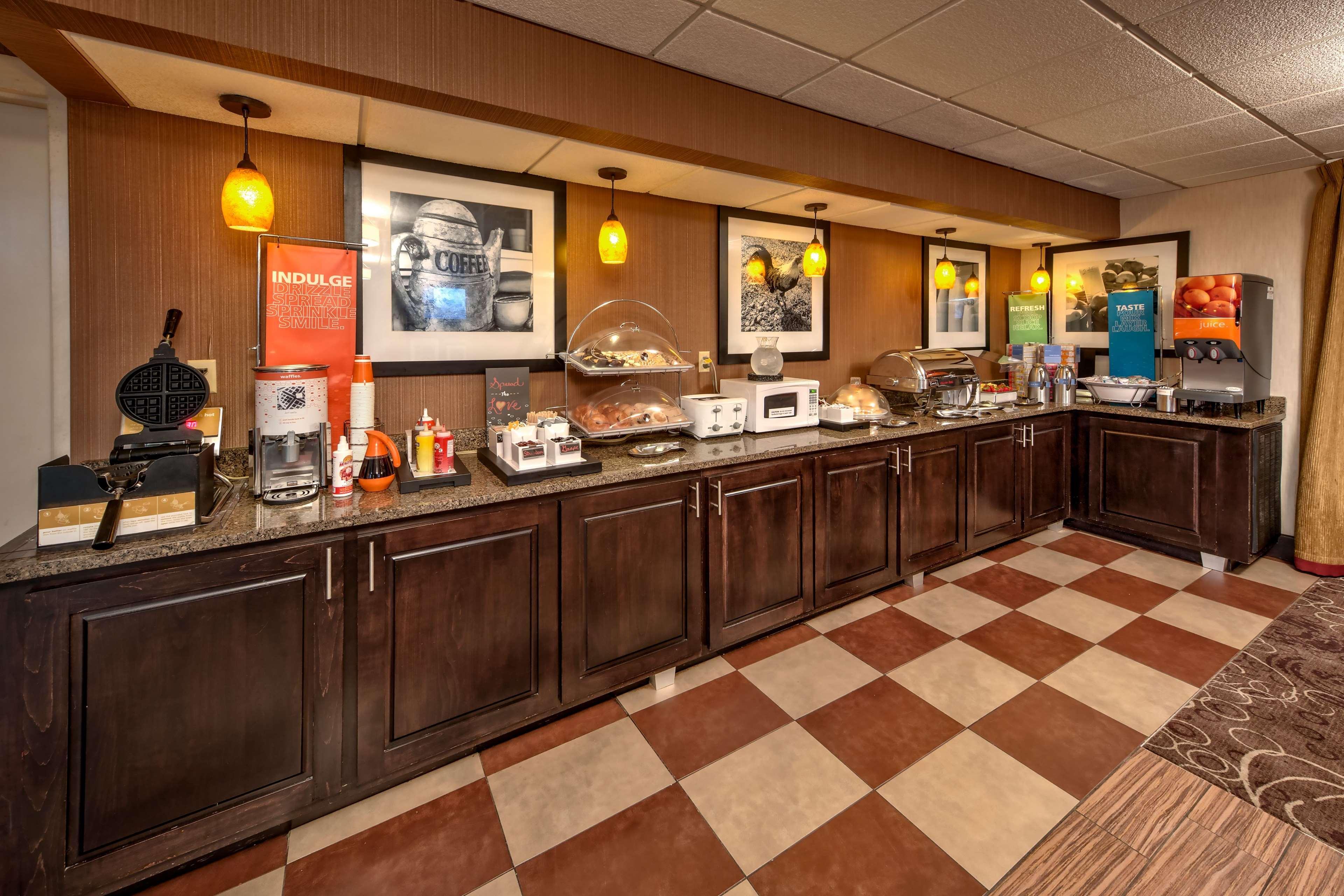 Hampton Inn By Hilton Clarksville Eksteriør bilde
